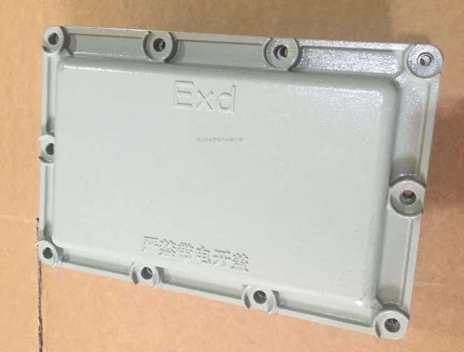 【果斷收藏】不銹鋼防爆箱的特點(diǎn)和安裝時(shí)要注意的問題